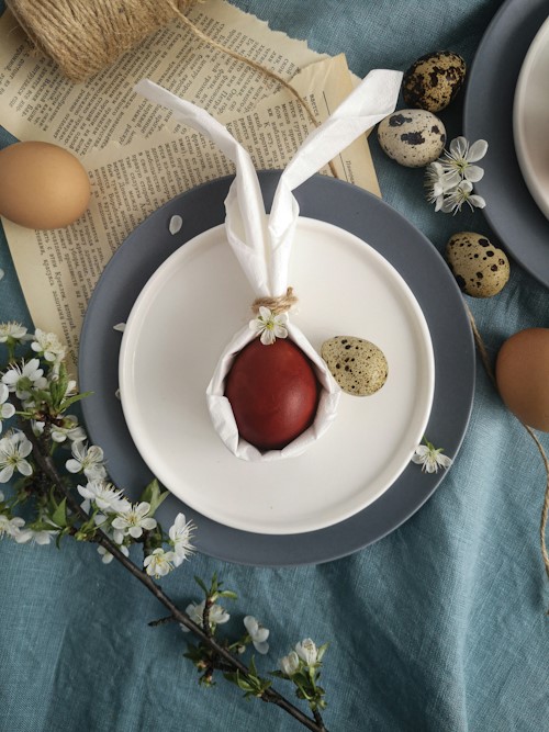 no waste easter table