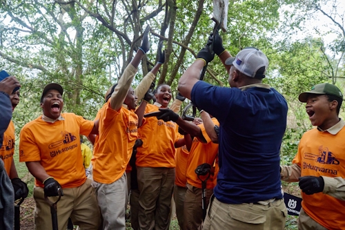weston win tree hole dig with husqvarna